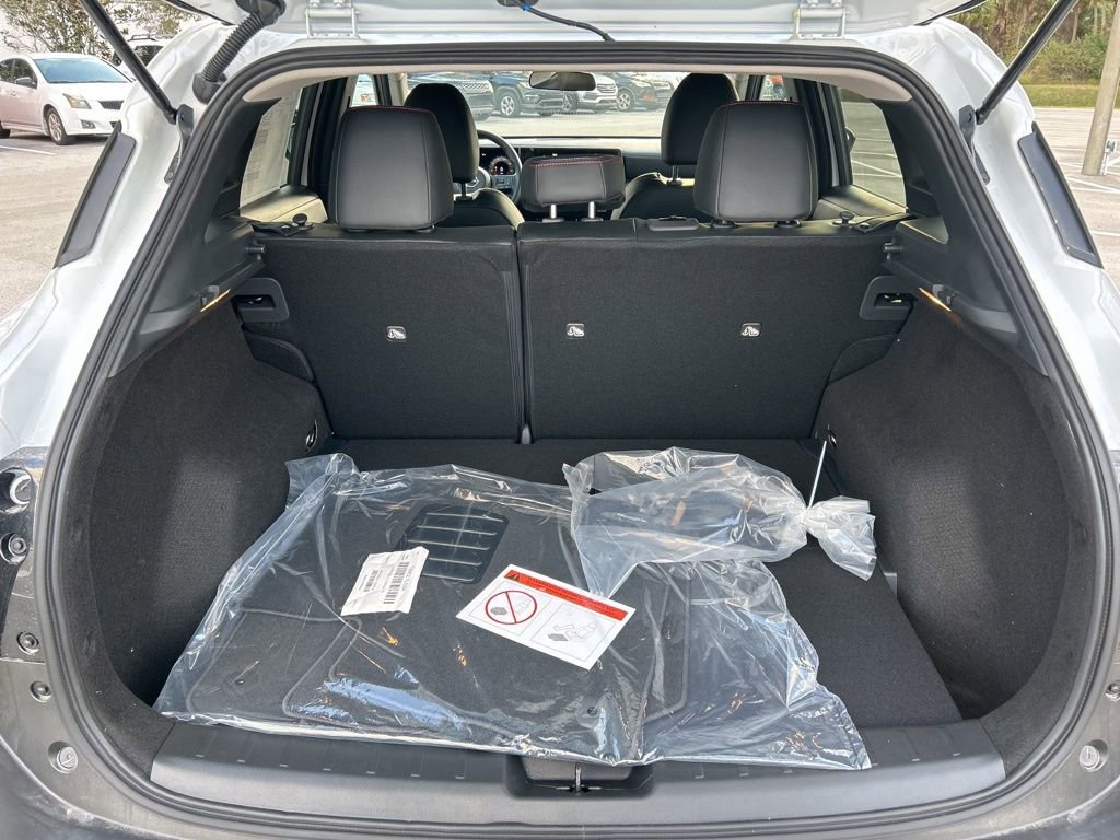 New 2026 Nissan Kicks SR FWD image 48