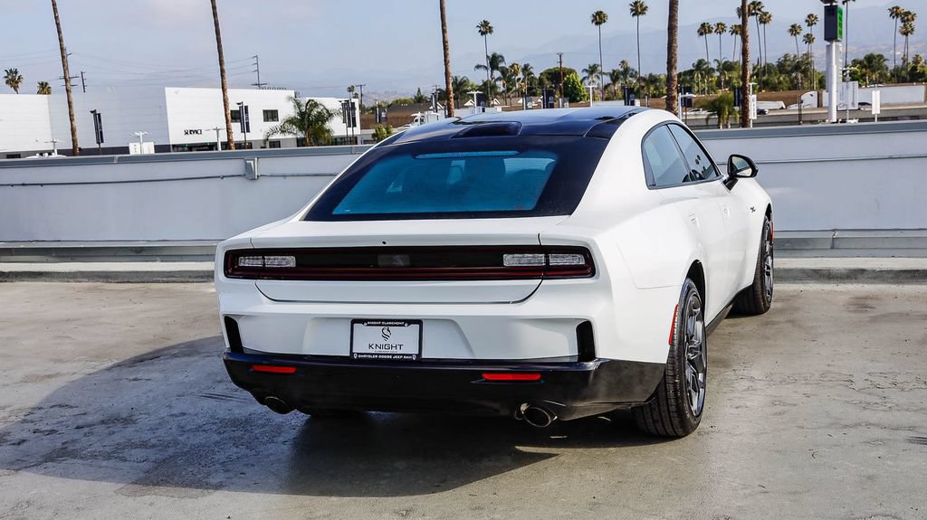New 2026 Dodge Charger R/T w/ Blacktop Package AWD/4WD image 9