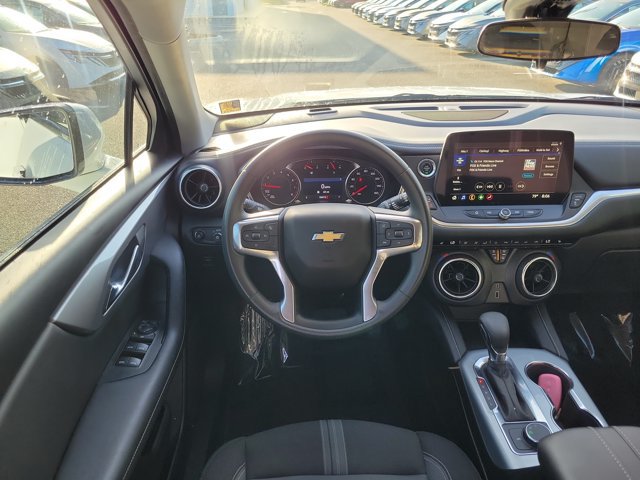 Used 2024 Chevrolet Blazer LT w/ Driver Confidence Package FWD image 10