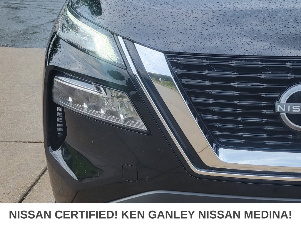 Certified 2023 Nissan Rogue SV AWD/4WD image 9