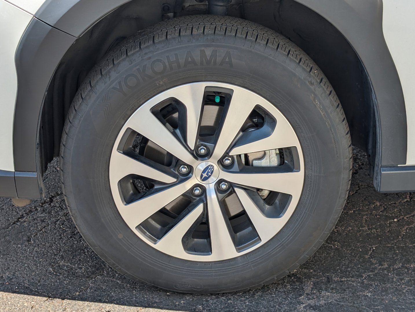Certified 2023 Subaru Outback Premium AWD/4WD image 8