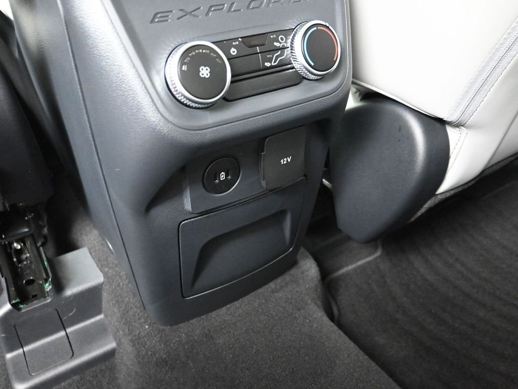 New 2026 Ford Explorer Active w/ Active Comfort Package image 31