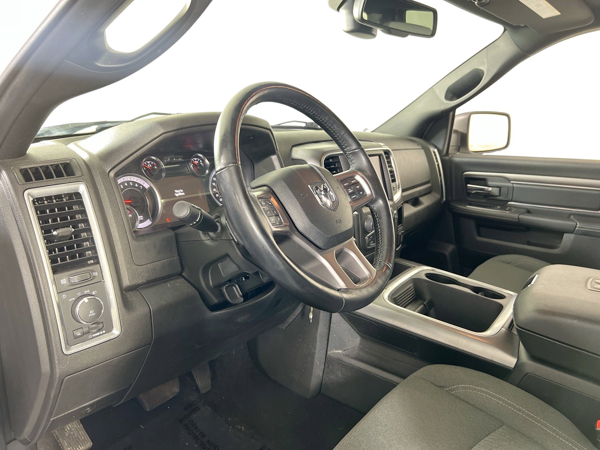 Used 2022 RAM 1500 Classic Warlock w/ Electronics Group image 9