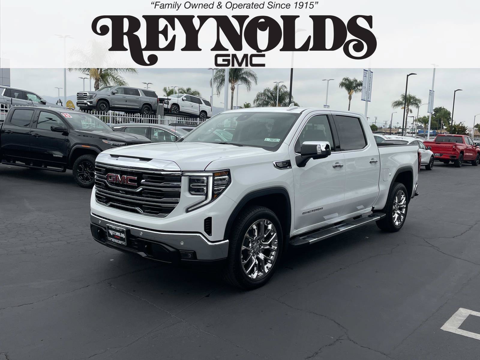New 2026 GMC Sierra 1500 SLT w/ SLT Premium Package