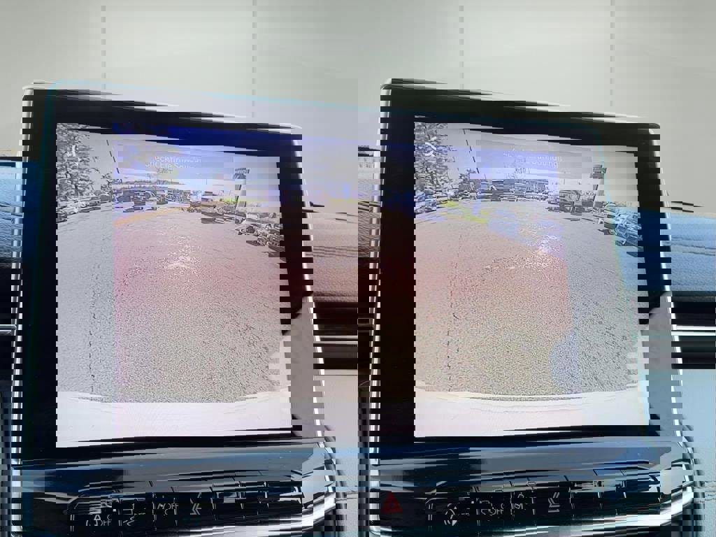 Used 2022 Jeep Compass Limited image 4