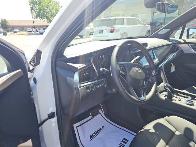 New 2025 Cadillac XT6 Sport w/ Technology Package image 34