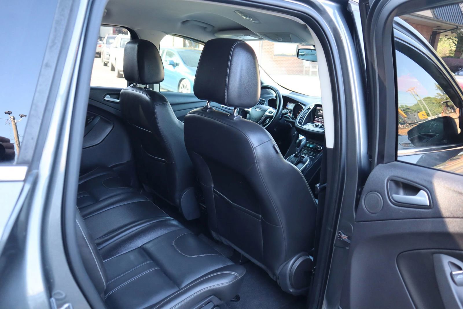 Used 2013 Ford Escape Titanium w/ Parking Technology Pkg image 19