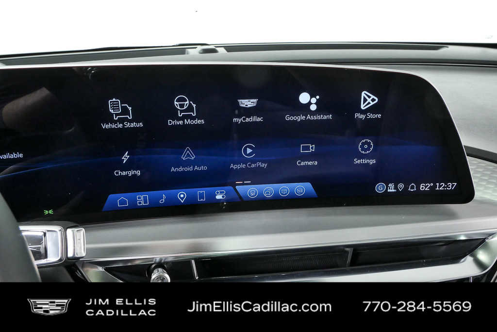 New 2026 Cadillac Lyriq Premium Luxury image 14