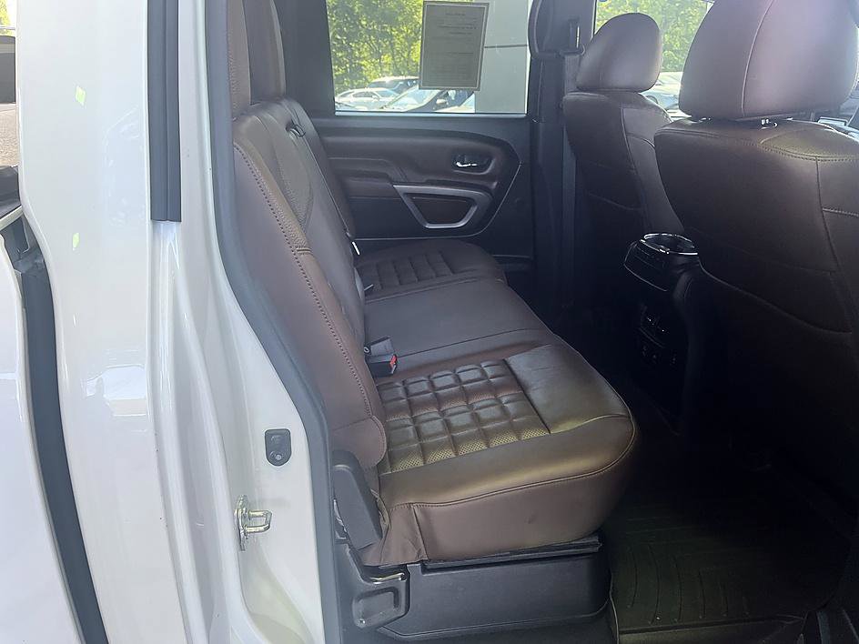 Used 2024 Nissan Titan Platinum Reserve w/ Moonroof Package AWD/4WD image 18