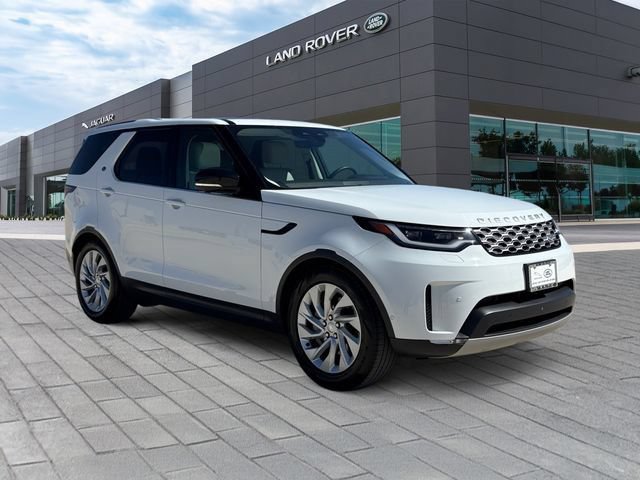 Used 2025 Land Rover Discovery S AWD/4WD image 8
