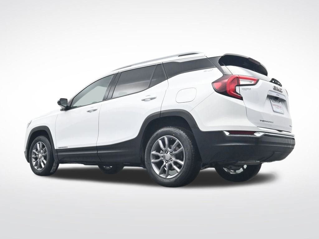 Used 2024 GMC Terrain SLT image 37