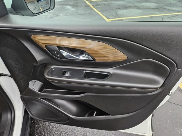 Used 2021 GMC Terrain SLE w/ LPO, Floor Liner Package image 9