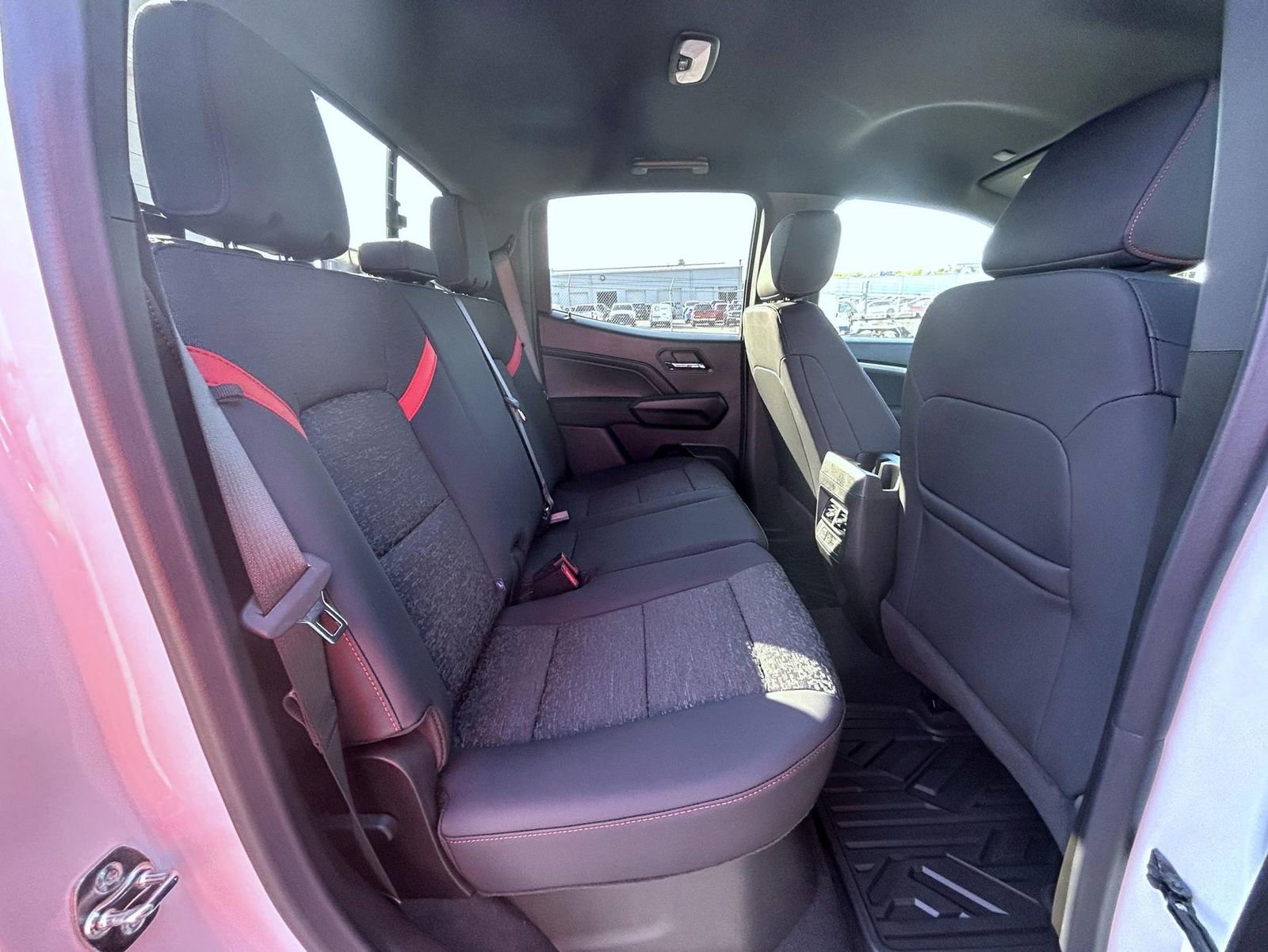 New 2026 Chevrolet Colorado Z71 image 19