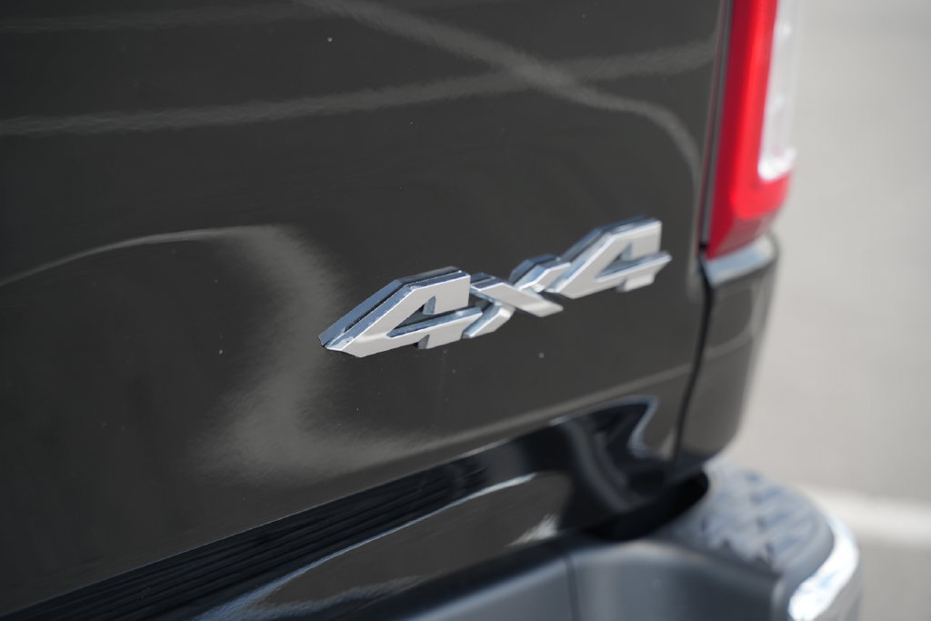 Used 2023 RAM 1500 Big Horn AWD/4WD image 44