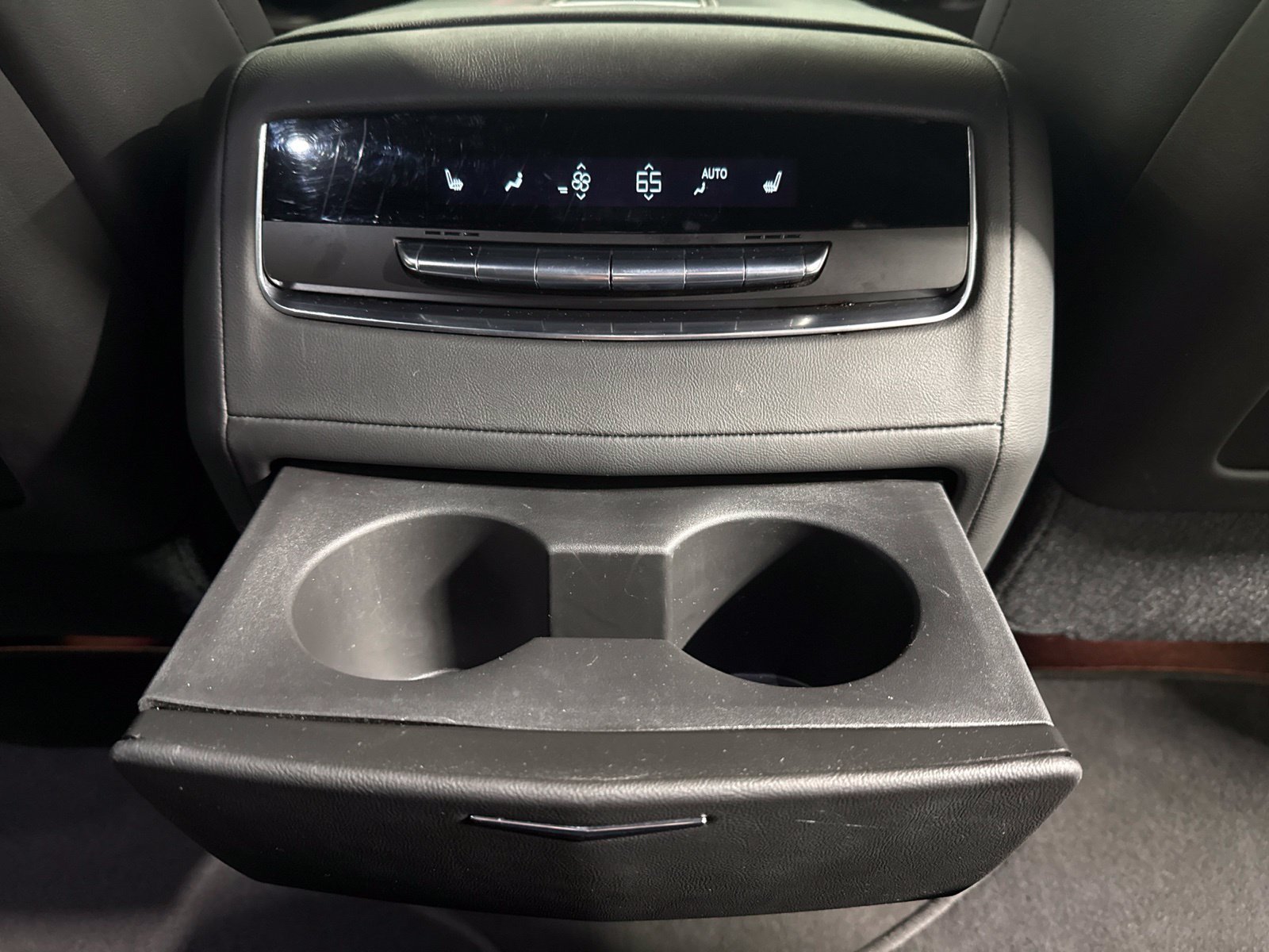 Used 2021 Cadillac Escalade Sport w/ Driver Assist Tech Package AWD/4WD image 21