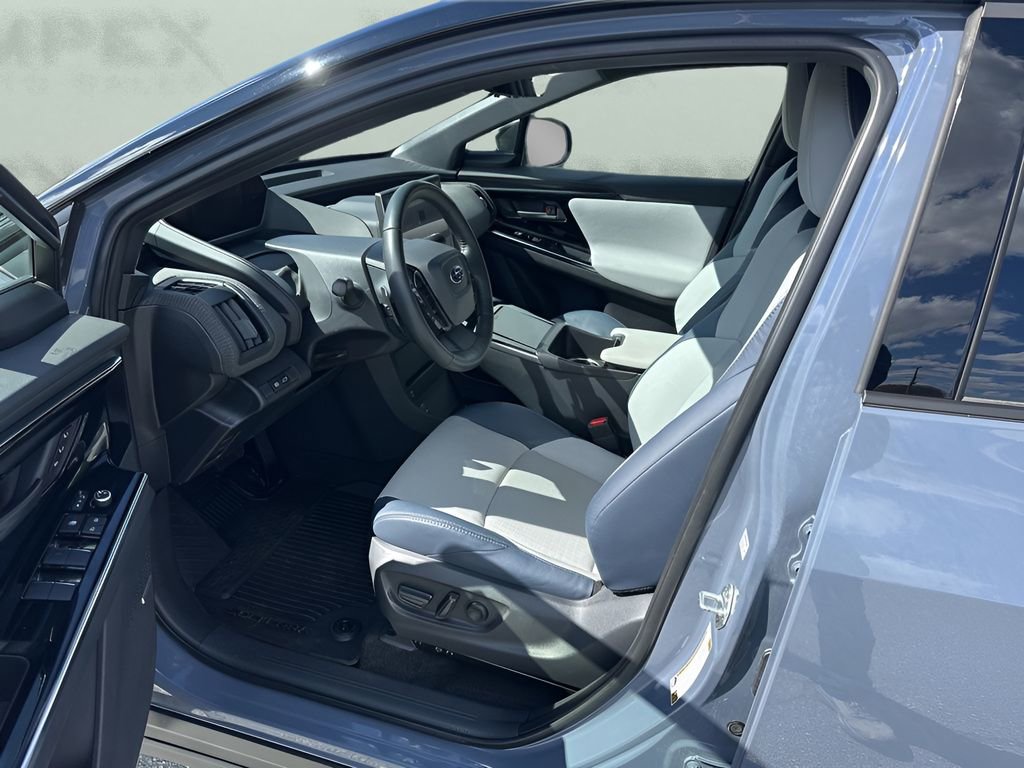 Used 2023 Subaru Solterra Touring image 9