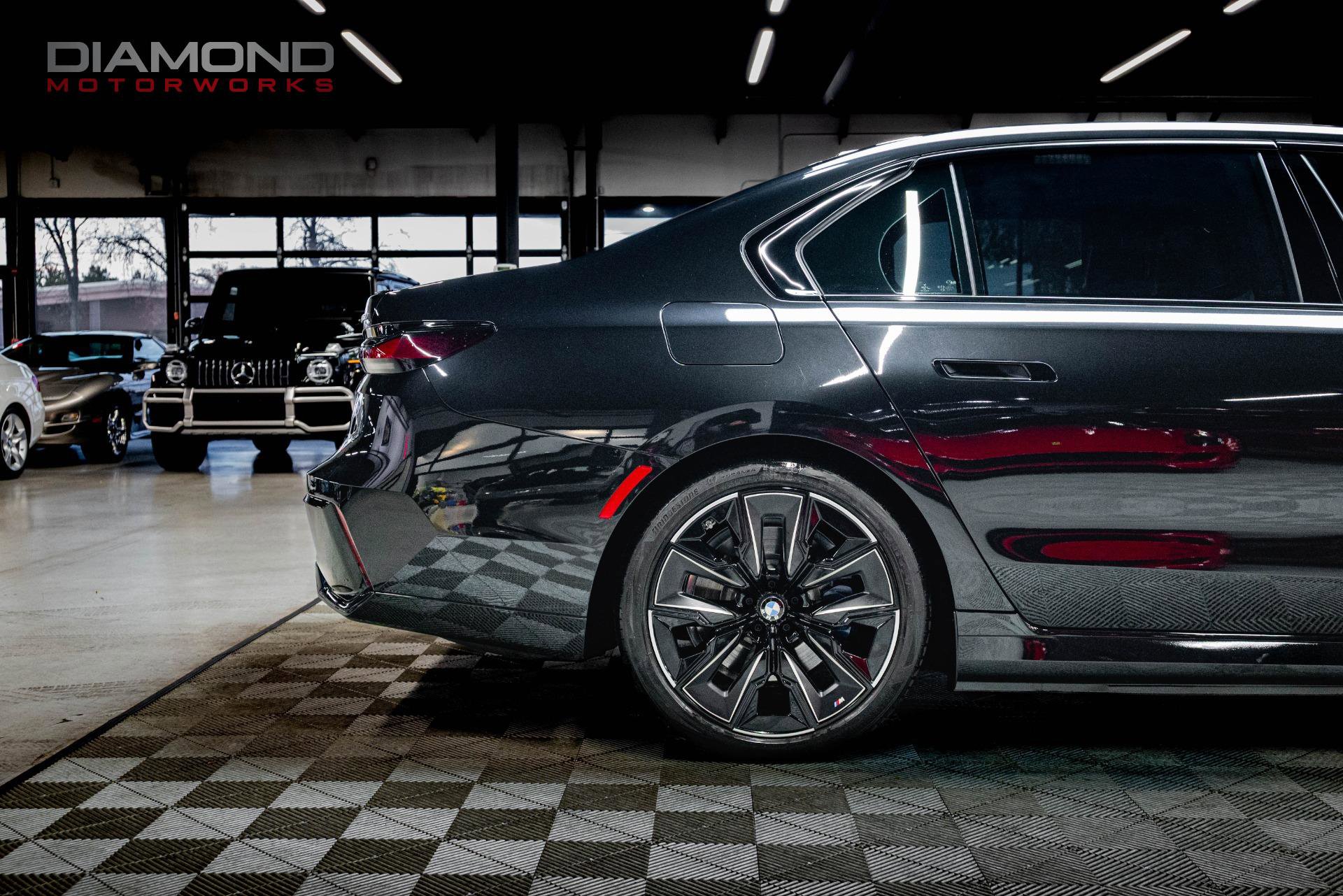 Used 2023 BMW i7 xDrive60 image 27