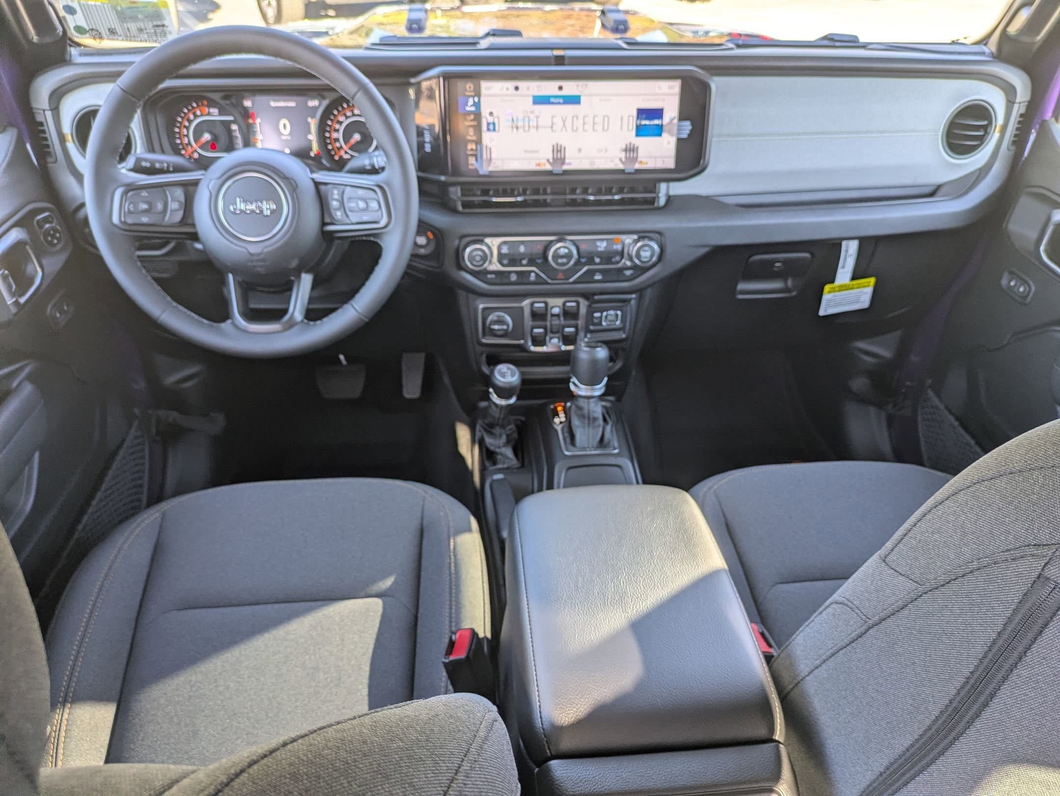 New 2026 Jeep Gladiator Sport AWD/4WD image 21