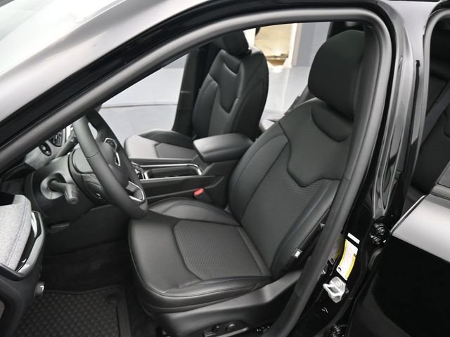 New 2025 Jeep Compass Latitude w/ Sun & Sound Group AWD/4WD image 11