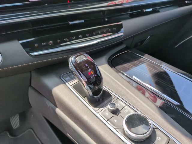 Used 2024 Cadillac Escalade Sport AWD/4WD image 22