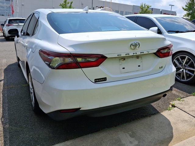 Used 2022 Toyota Camry LE FWD image 9