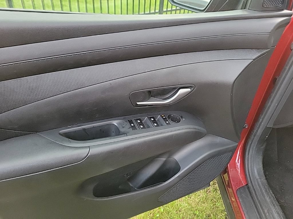 Used 2025 Hyundai Tucson SEL AWD/4WD image 8