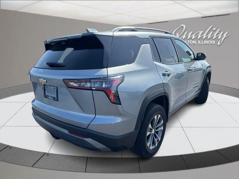 Used 2025 Chevrolet Equinox LT w/ Convenience Package II FWD image 4