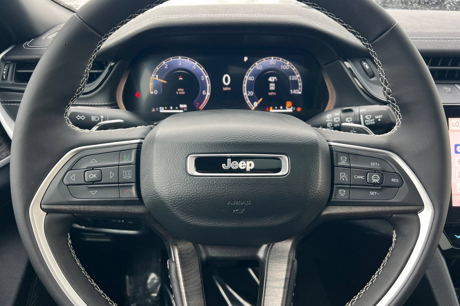 New 2026 Jeep Grand Cherokee Altitude AWD/4WD image 22