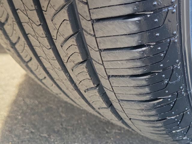 Used 2024 Chevrolet Malibu LT image 25