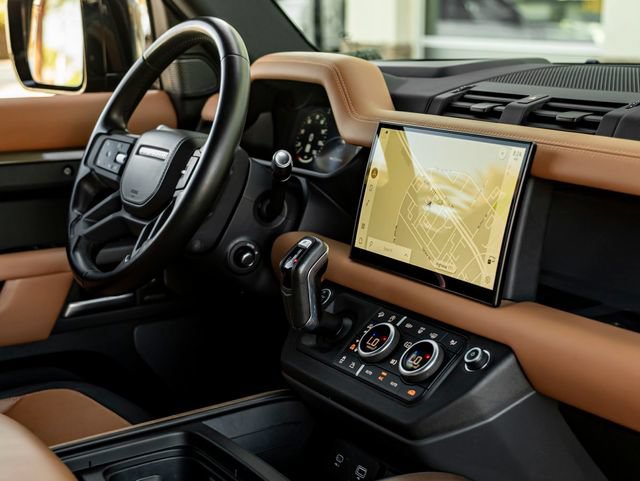 Certified 2022 Land Rover Defender 110 X AWD/4WD image 40