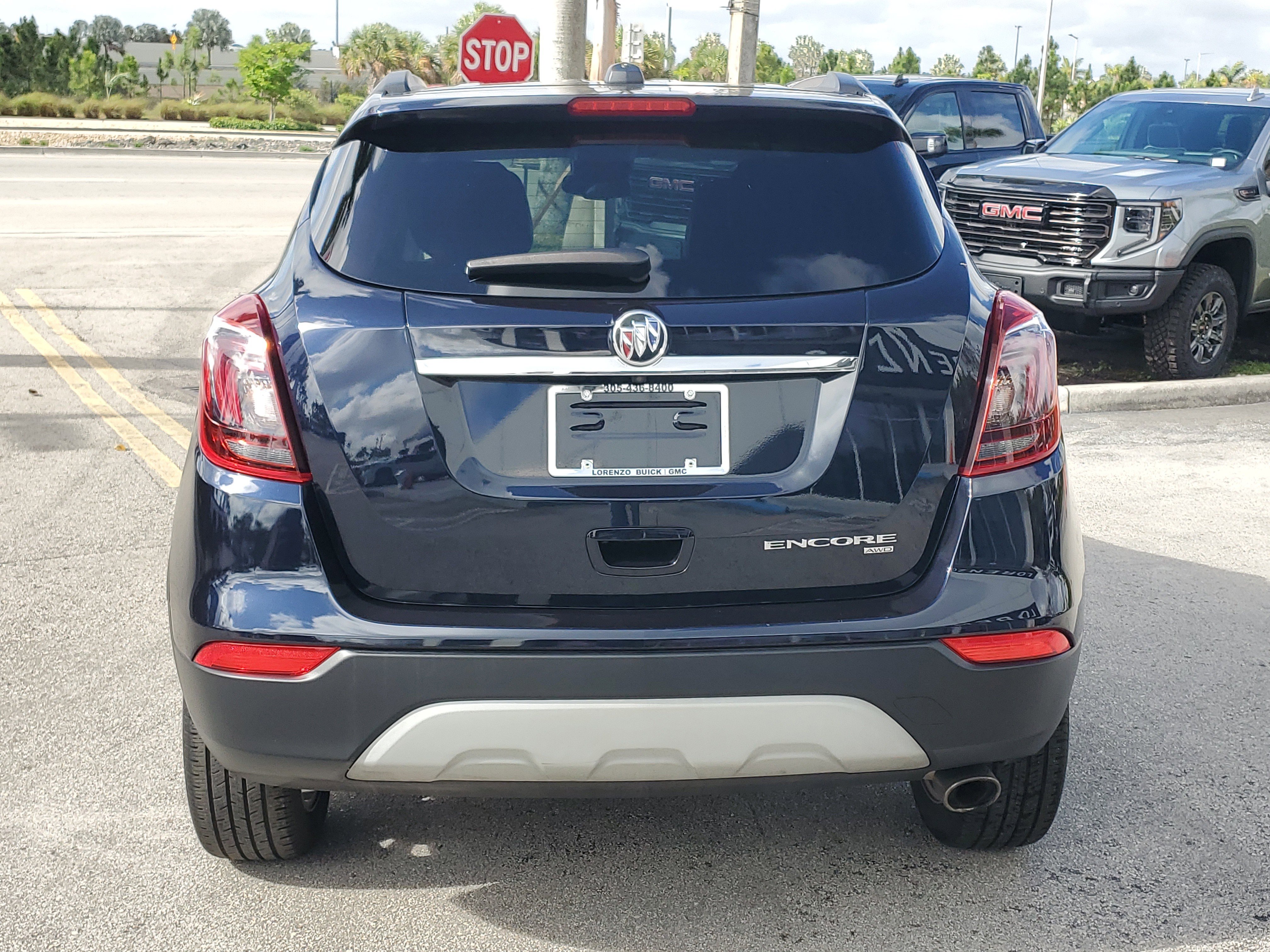 Used 2022 Buick Encore Preferred w/ Safety Package image 6