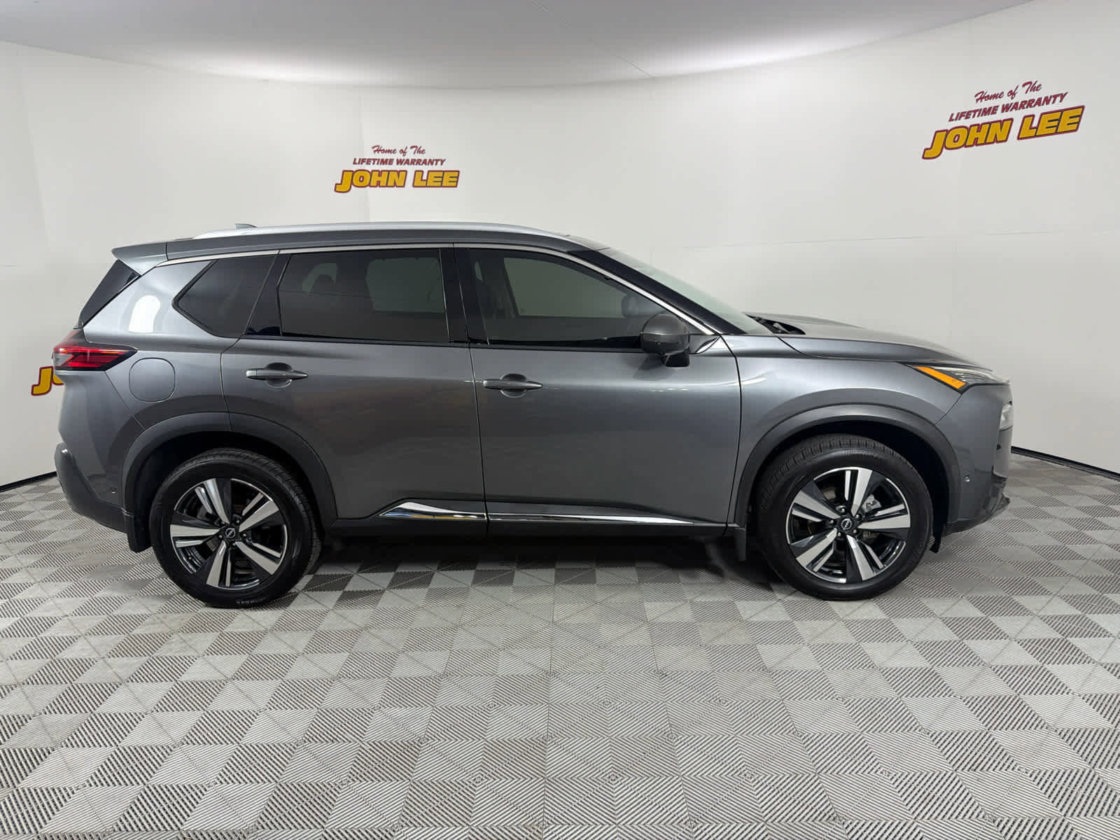 Certified 2023 Nissan Rogue SL w/ SL Premium Package FWD image 7