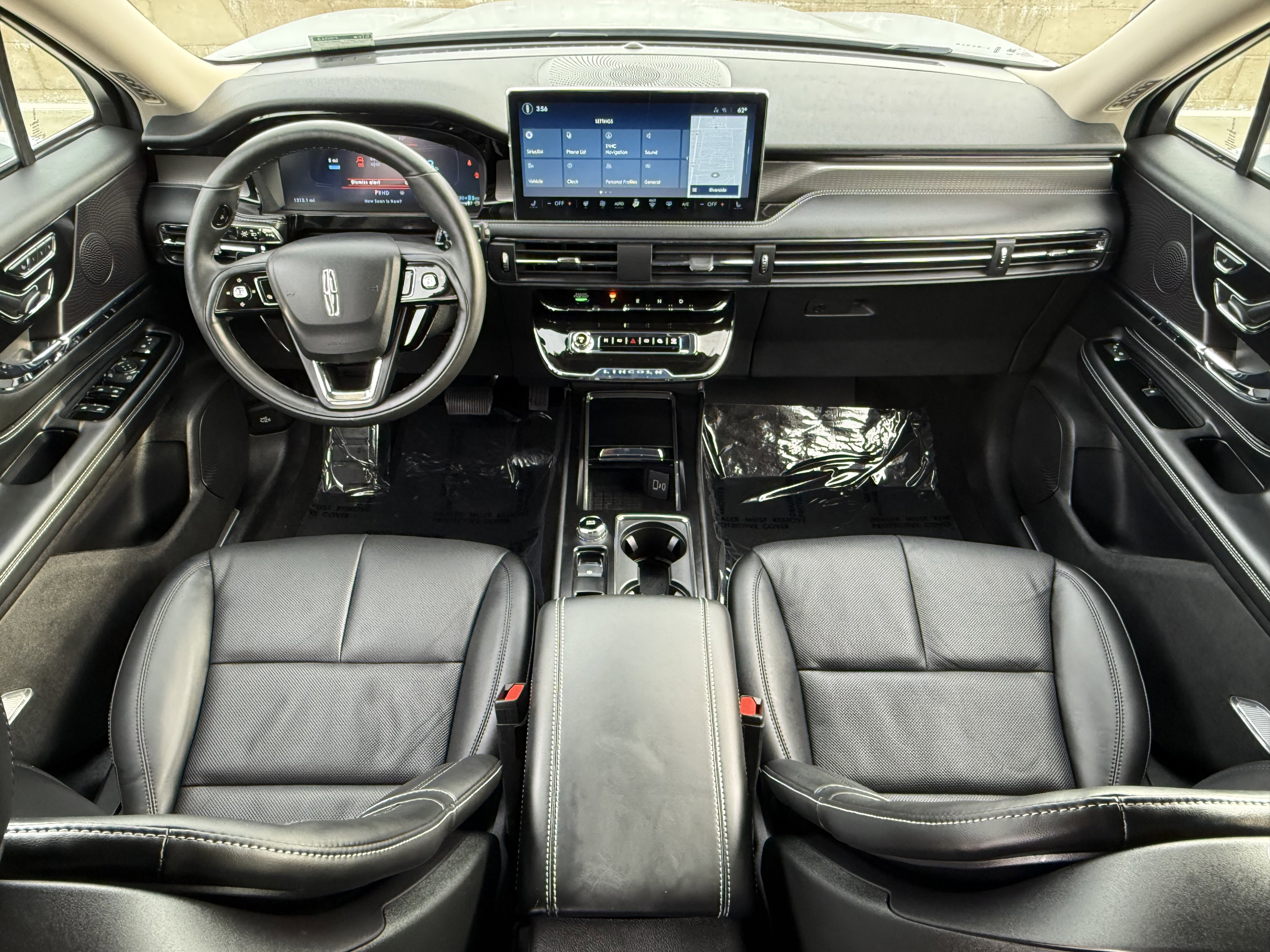 Used 2025 Lincoln Corsair Grand Touring w/ Equipment Group 301A image 29