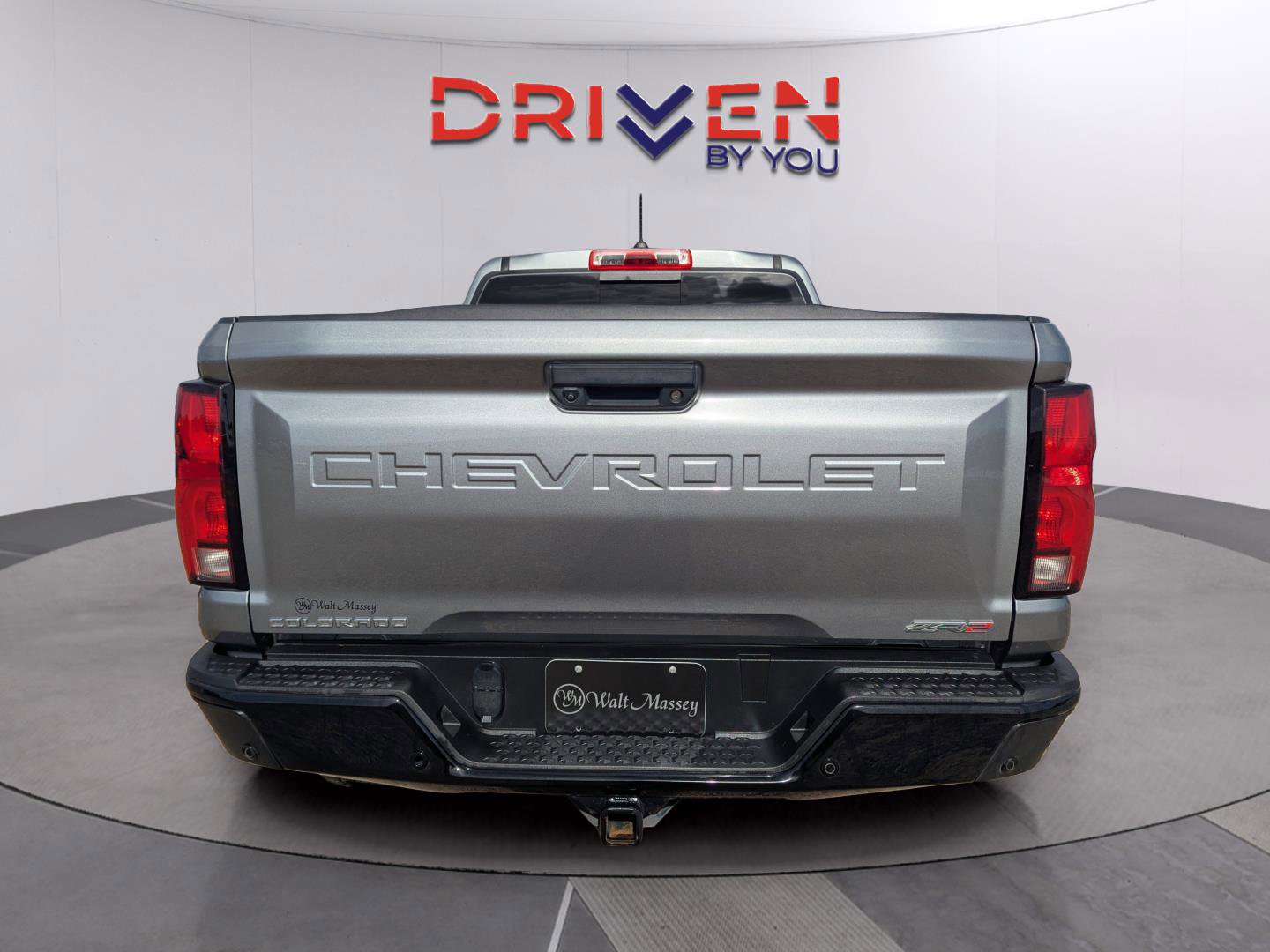 Used 2023 Chevrolet Colorado ZR2 w/ ZR2 Convenience Package III image 4