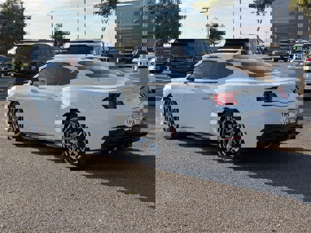 Used 2024 Ford Mustang Coupe image 4