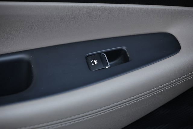 Used 2023 Hyundai Santa Fe SE image 23