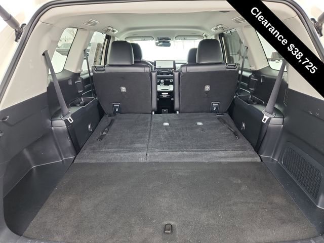 Used 2024 Toyota Grand Highlander XLE image 29
