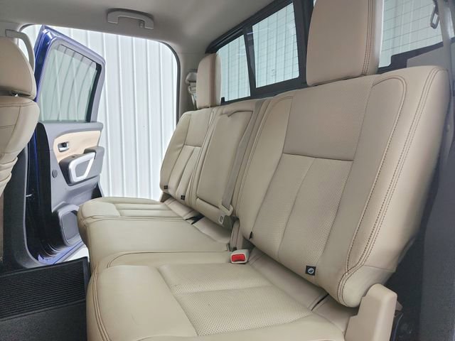 Used 2017 Nissan Titan SL w/ Texas Titan Edition AWD/4WD image 38