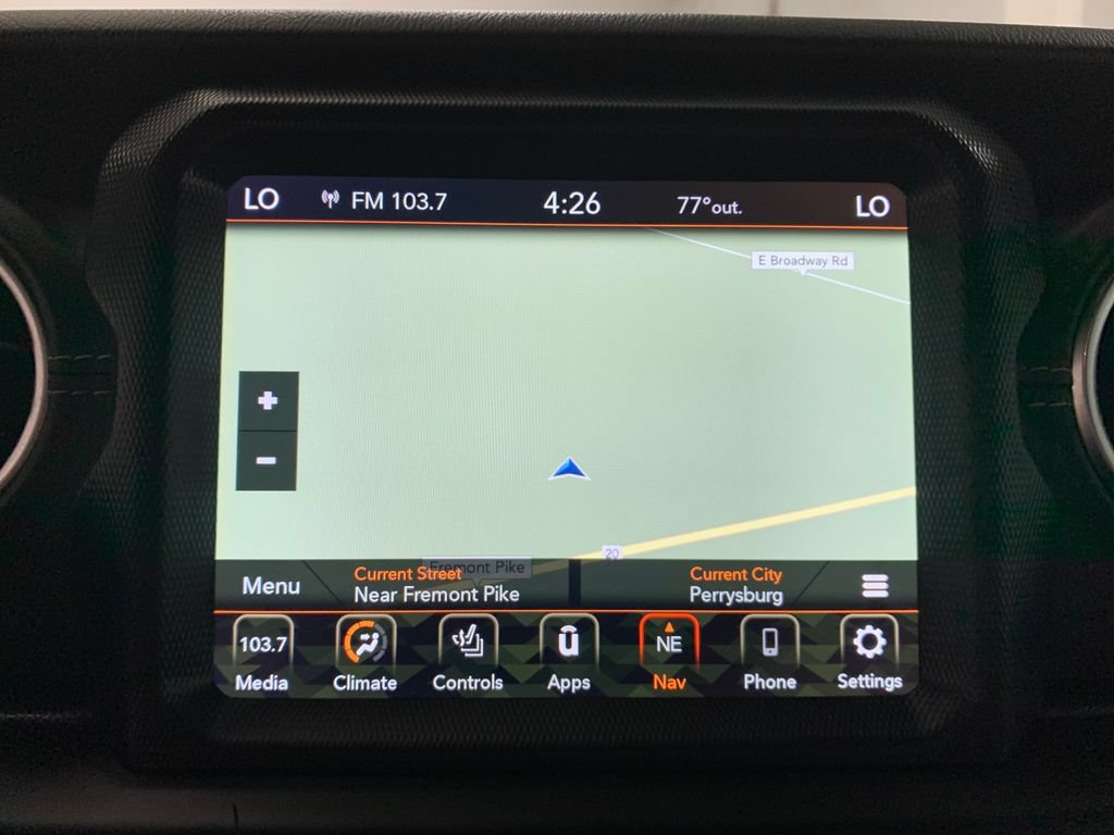 Used 2020 Jeep Wrangler Unlimited Sahara AWD/4WD image 27
