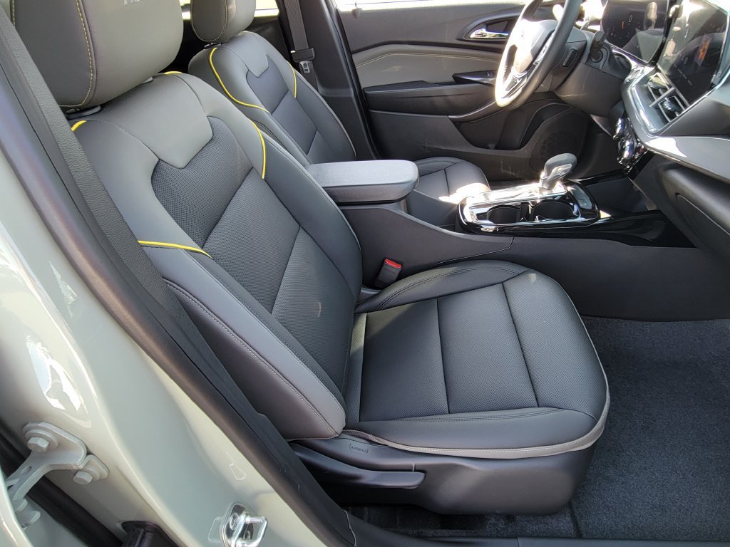 New 2026 Chevrolet Trax ACTIV w/ Driver Confidence Package FWD image 18