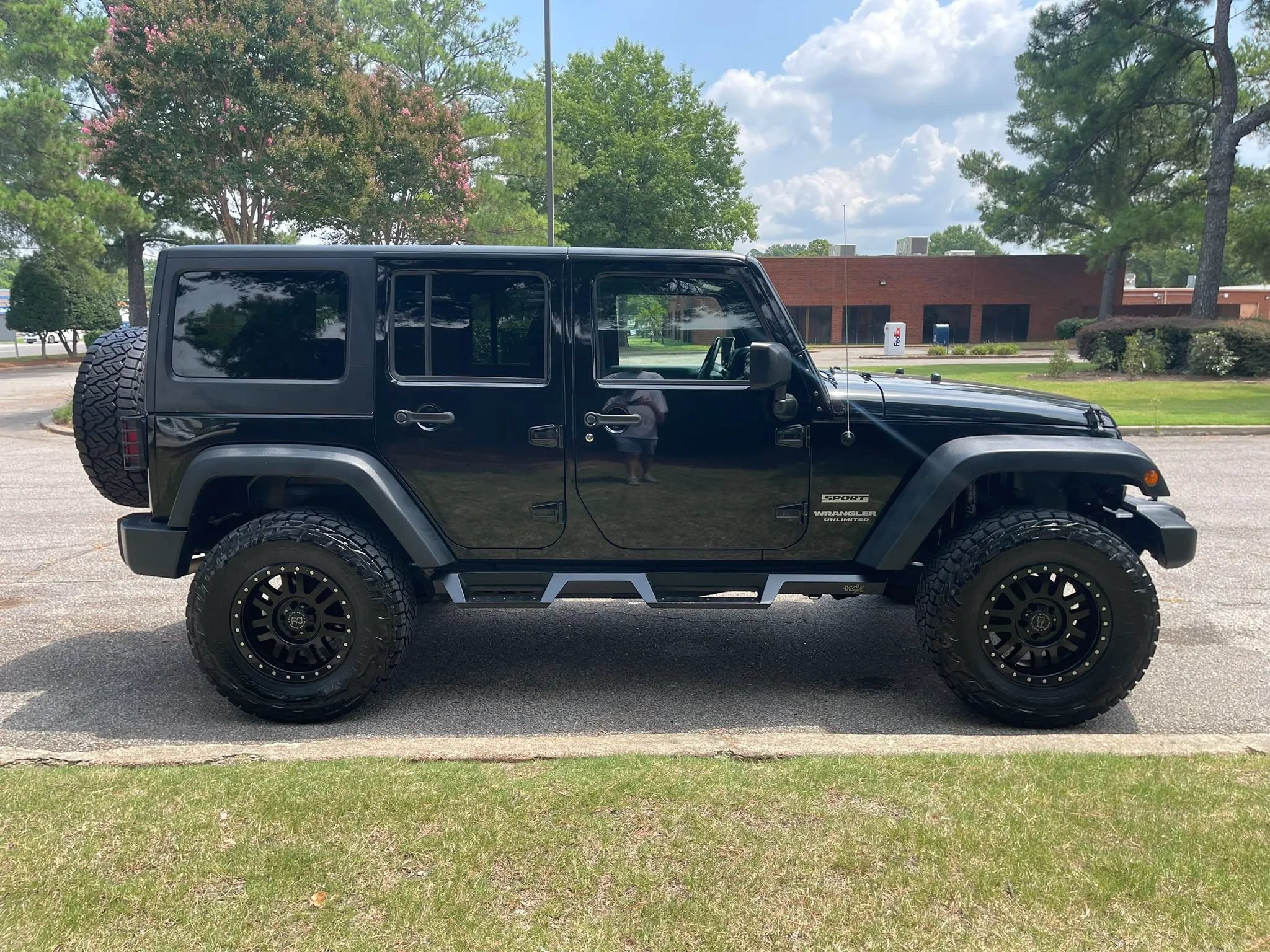 Used 2017 Jeep Wrangler Unlimited Sport w/ Quick Order Package 24S AWD/4WD image 6