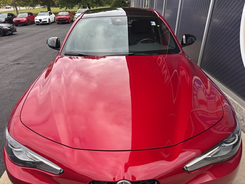 Used 2022 Alfa Romeo Giulia Veloce image 8