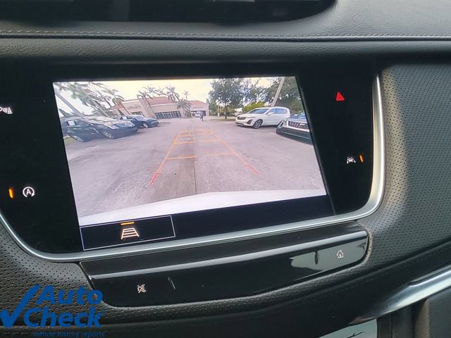 Certified 2024 Cadillac XT6 Luxury FWD image 28