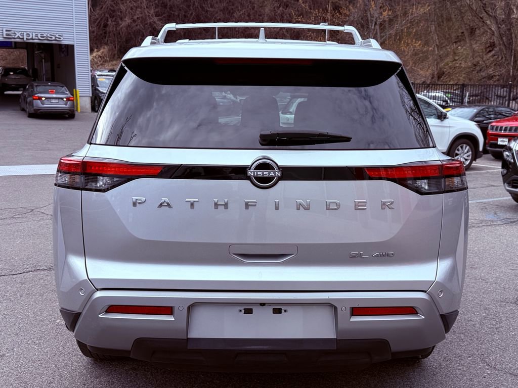Used 2023 Nissan Pathfinder SL image 5
