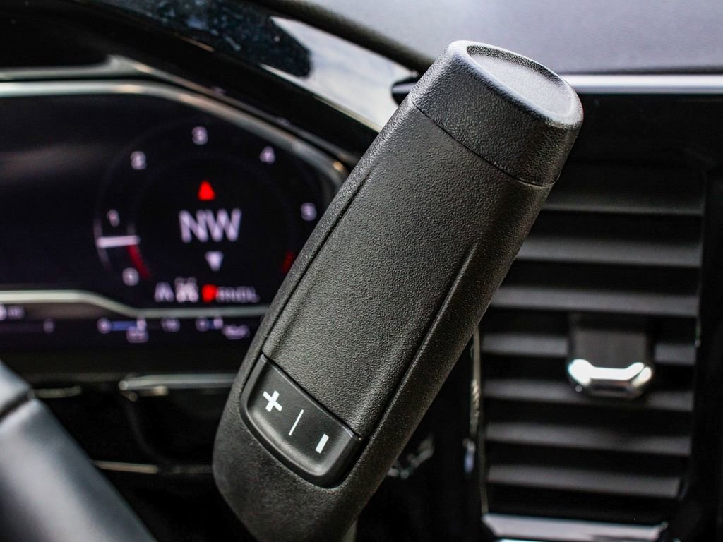 Used 2024 GMC Sierra 1500 Elevation image 28