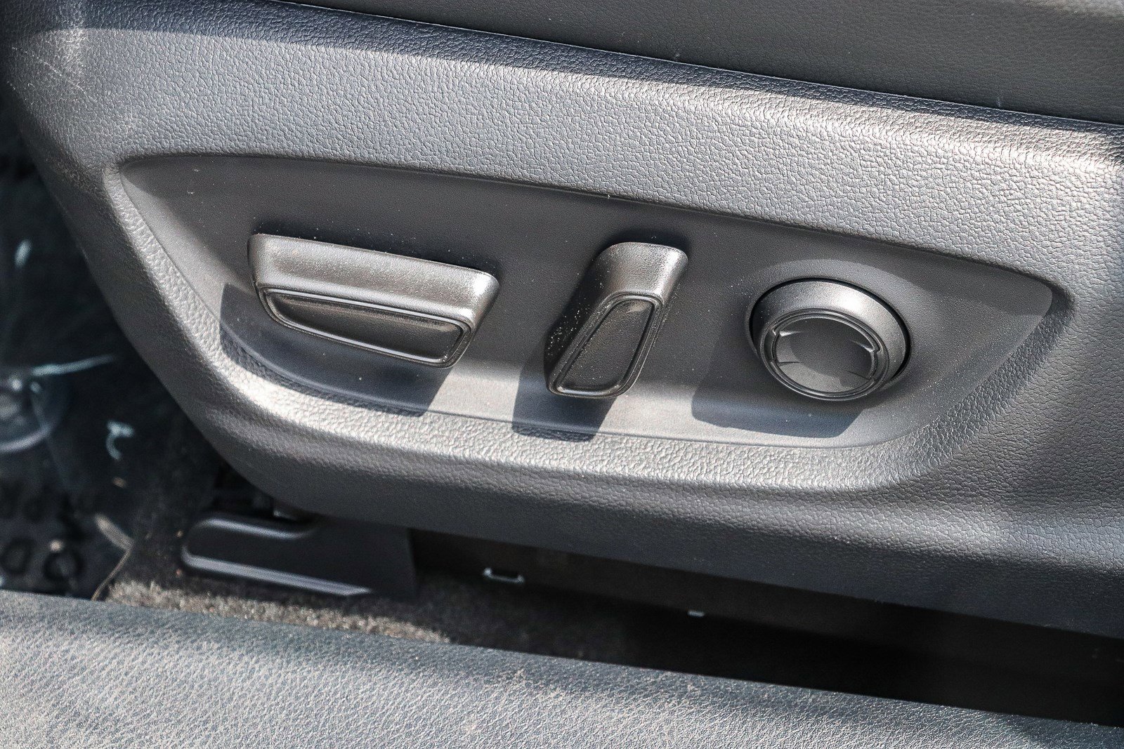 Certified 2023 Toyota Camry SE w/ Convenience Package image 20