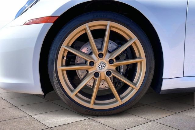Used 2020 Porsche 911 Carrera S image 9