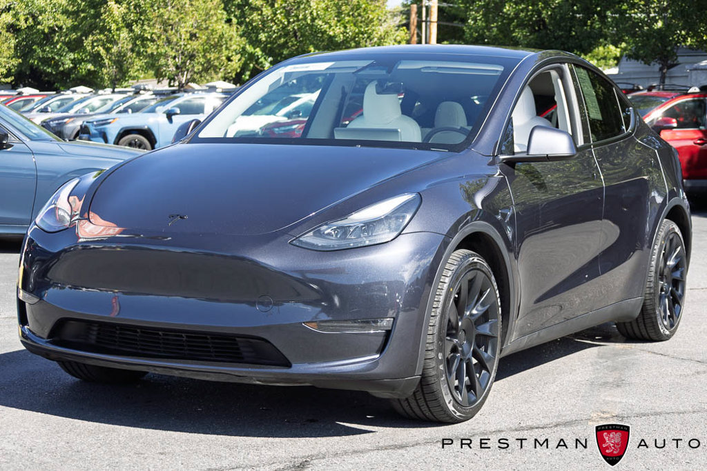 Used 2024 Tesla Model Y Long Range AWD/4WD image 14