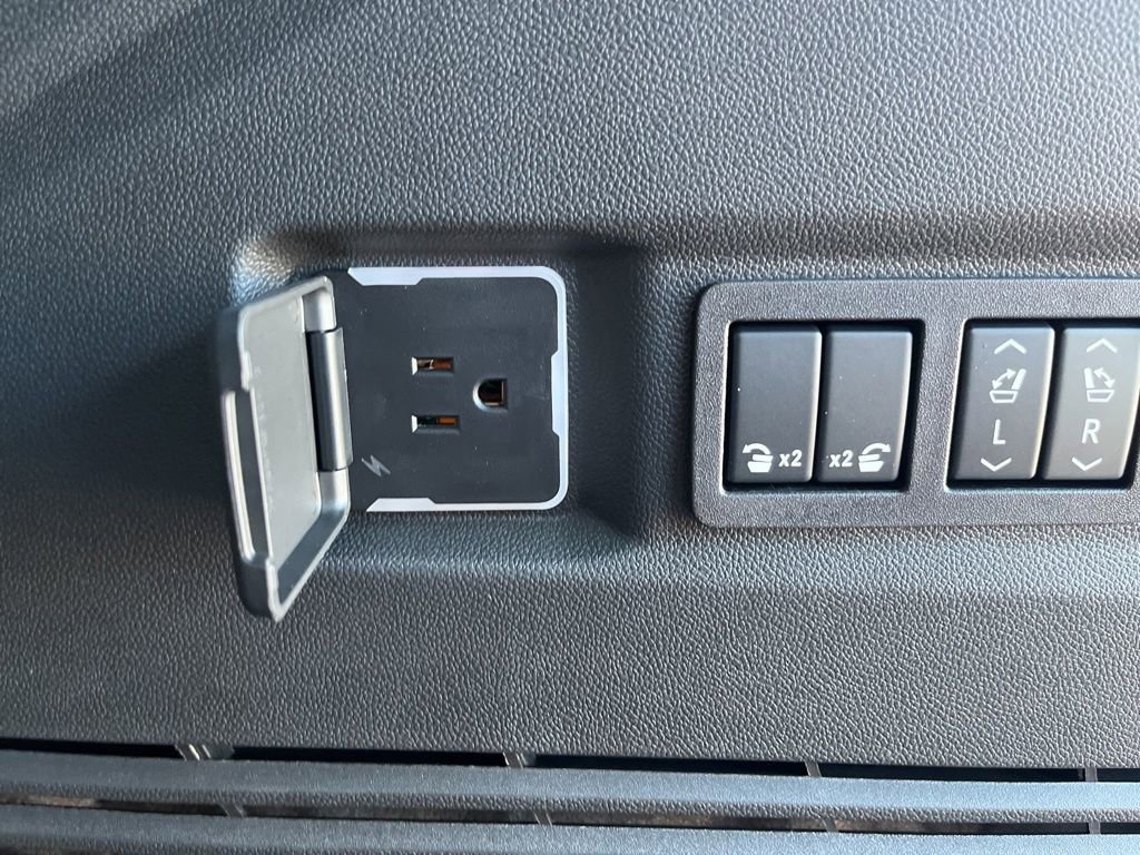 New 2025 Chevrolet Tahoe Premier image 22