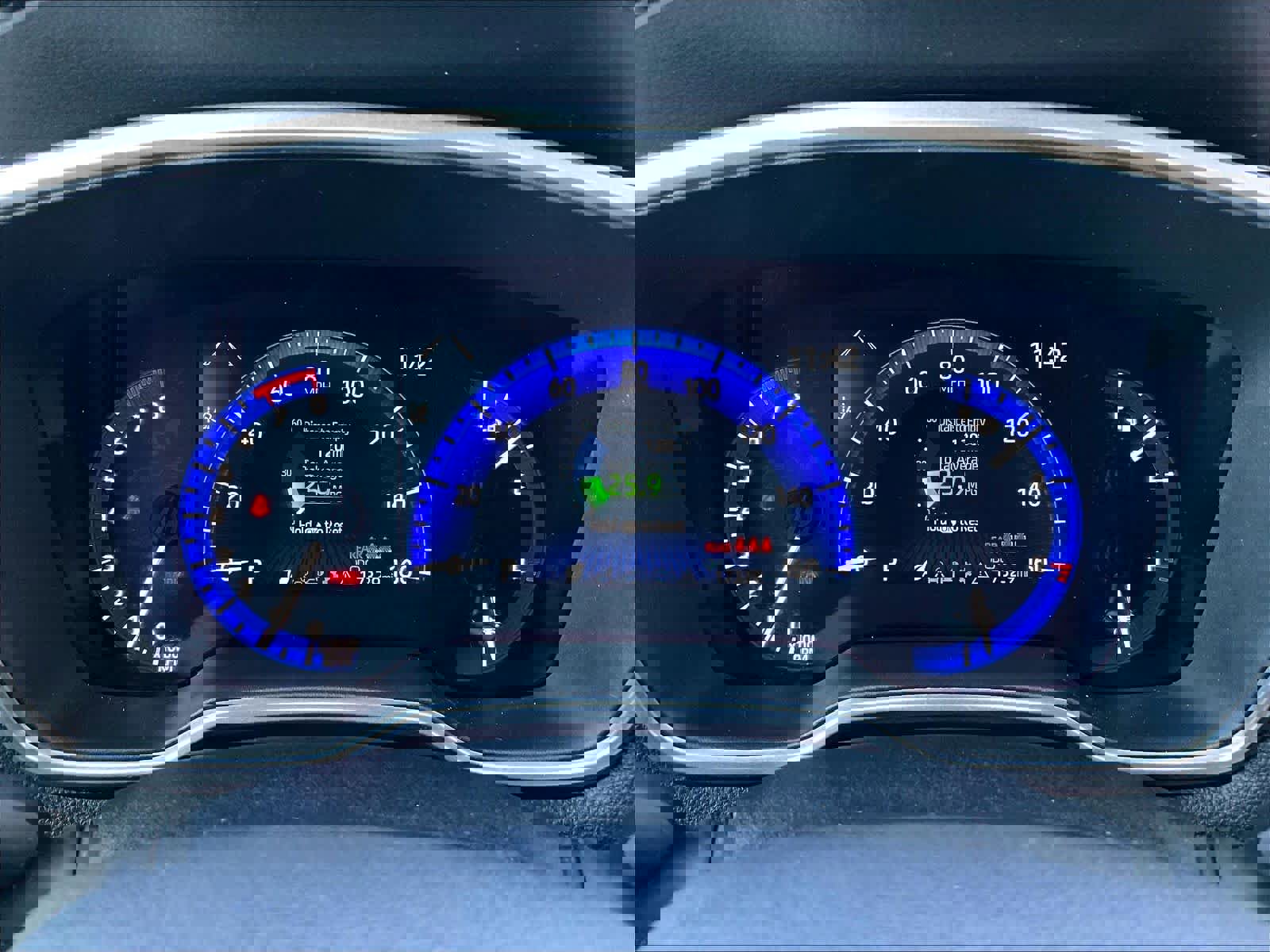 Used 2022 Toyota Corolla Cross XLE w/ Convenience Package image 25